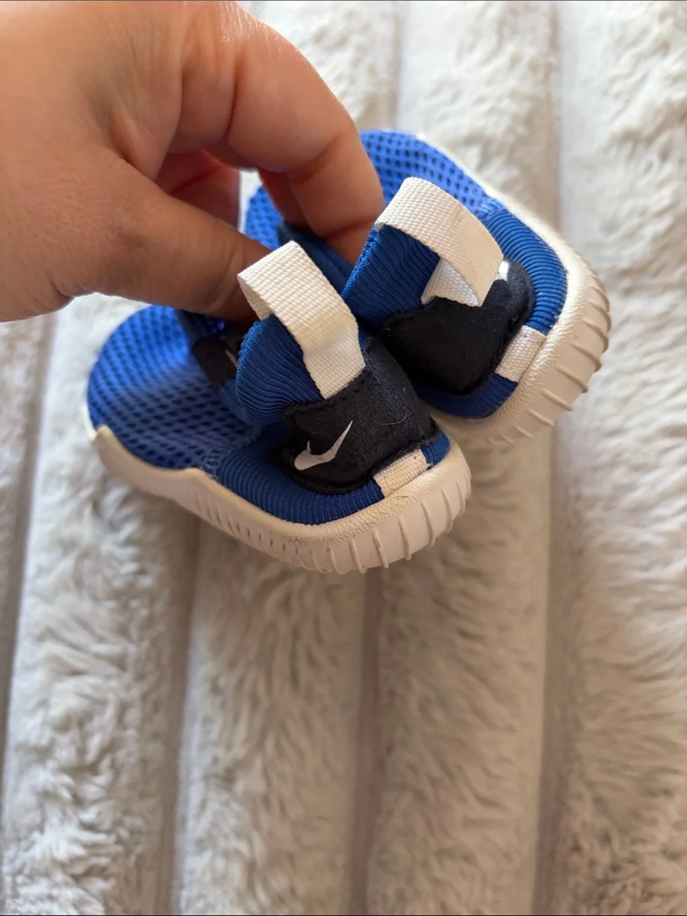 Nike Kids Blue Slip-On Mesh Water Shoes - 4